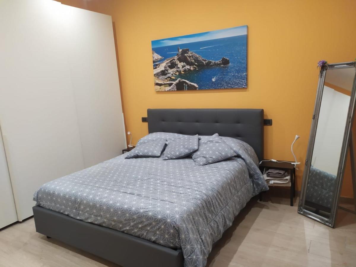Oparavisegenova Buitenkant foto
