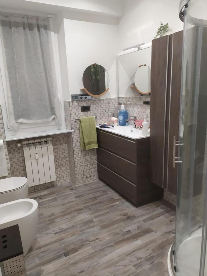 Oparavisegenova Buitenkant foto
